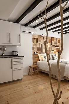 Bairro Studio Apartment - By Lu Holidays Lisbon
